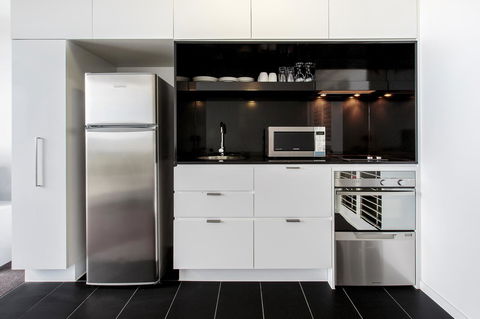 Code Apartments - Tourism Cairns 37