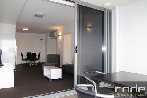 Code Apartments - Tourism Cairns 38