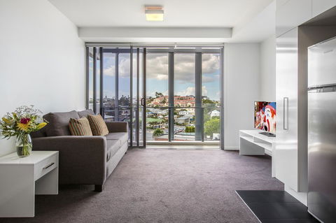 Code Apartments - Tourism Cairns 15