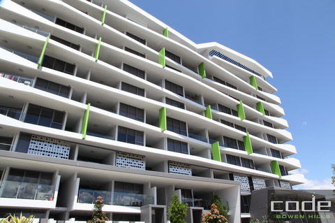 Code Apartments - Tourism Cairns 10