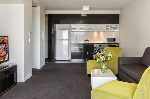 Code Apartments - Tourism Cairns 36