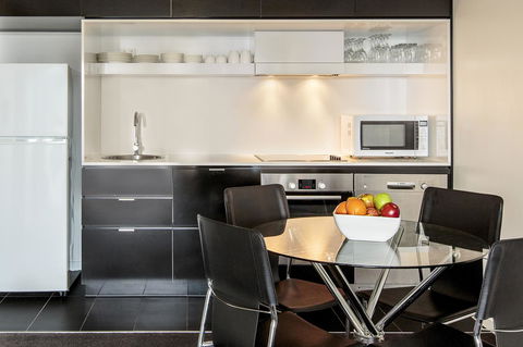 Code Apartments - Tourism Cairns 26