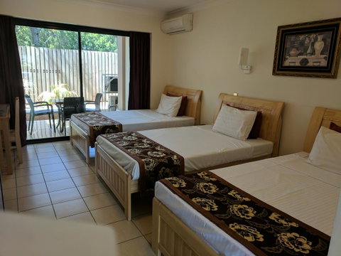 Novena Palms Motel - Tourism Cairns 23
