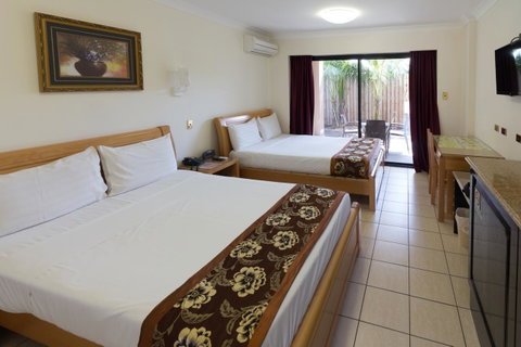 Novena Palms Motel - Tourism Cairns 21