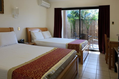 Novena Palms Motel - Tourism Cairns 22