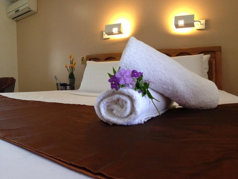 Novena Palms Motel - Tourism Cairns 15
