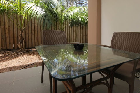 Novena Palms Motel - Tourism Cairns 3