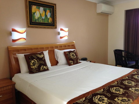 Novena Palms Motel - Tourism Cairns 10