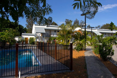 Novena Palms Motel - Tourism Cairns 6