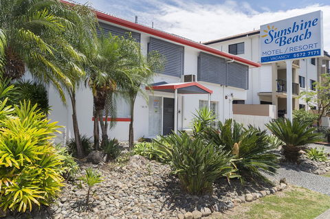 Sunshine Beach Resort - Tourism Cairns 3