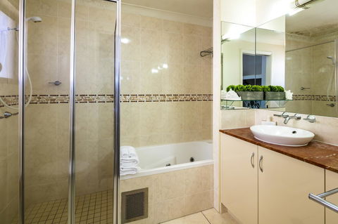 Jack And Newell Holiday Apartments - Tourism Cairns 37