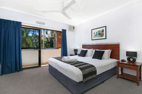 Cairns City Palms - Tourism Cairns 11