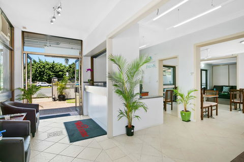 Cairns City Palms - Tourism Cairns 3