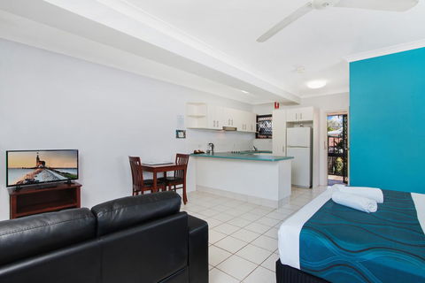 Cairns City Palms - Tourism Cairns 12