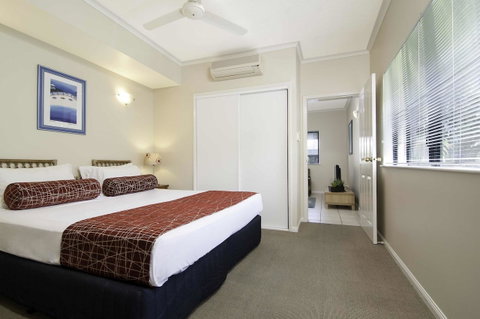 Bay Villas Resort - Tourism Cairns 3