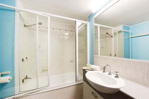 Lindomare Apartments - Tourism Cairns 39