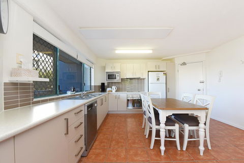 Lindomare Apartments - Tourism Cairns 4