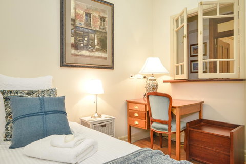 The Guesthouse Maleny - Tourism Cairns 13