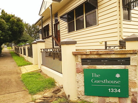 The Guesthouse Maleny - Tourism Cairns 7