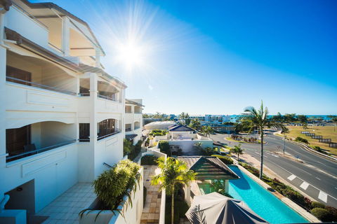 Portside Whitsunday Luxury Holiday Apartments - Tourism Cairns 2
