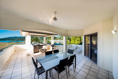 Portside Whitsunday Luxury Holiday Apartments - Tourism Cairns 7