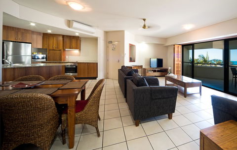 Portside Whitsunday Luxury Holiday Apartments - Tourism Cairns 5