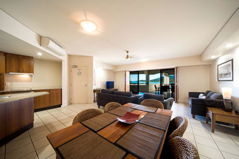 Portside Whitsunday Luxury Holiday Apartments - Tourism Cairns 17