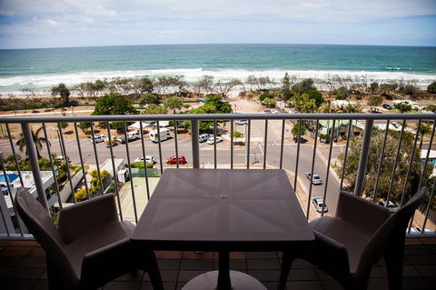Elouera Tower - Tourism Cairns 5