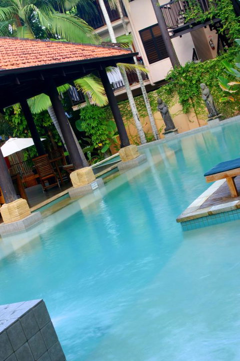Hibiscus Resort & Spa - Official Onsite Reception & Check In - Tourism Cairns 14