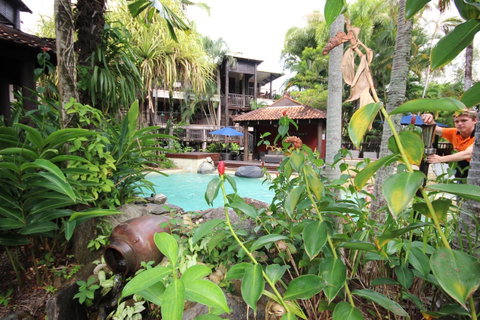 Hibiscus Resort & Spa - Official Onsite Reception & Check In - Tourism Cairns 36