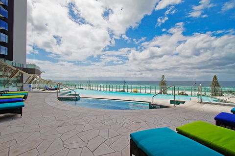 Soul 2 & 3 Bedroom Ocean View - We Accommodate - Tourism Cairns 0