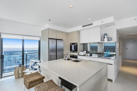 Soul 2 & 3 Bedroom Ocean View - We Accommodate - Tourism Cairns 15