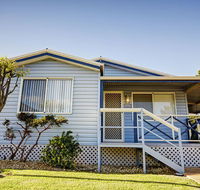 Wavecrest Village  Tourist Park - Tourism Cairns
