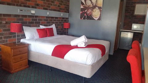 Wentworth Club Motel - Tourism Cairns 1