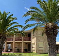Whispering Palms - Tourism Cairns