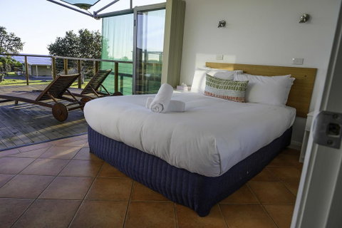 White Sands Estate - Tourism Cairns 2