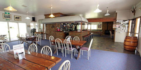 Willalooka Tavern - Tourism Cairns 3