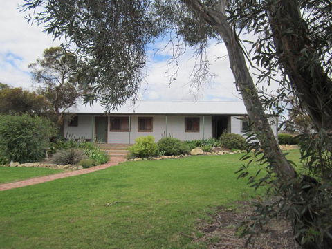 Willalooka Tavern - Tourism Cairns 1