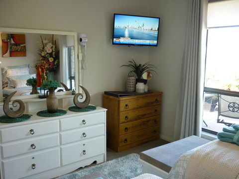 Willowbank Drive Bed & Breakfast - Tourism Cairns 2
