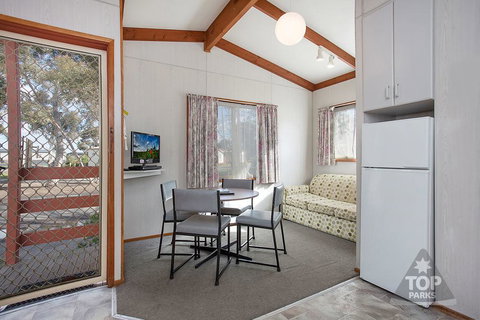 Wimmera Lakes Caravan Resort - Tourism Cairns 3