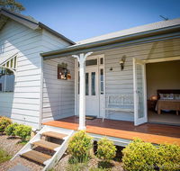 Wine Country Cottage located right at the Hunter Valley gateway close to everything - Tourism Cairns