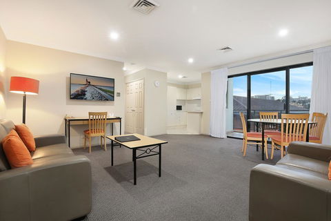 Wollongong Serviced Apartments - Tourism Cairns 3