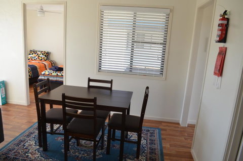 Wondai Accommodation Units And Villas - Tourism Cairns 2