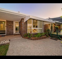 Woorim Secluded Palms Cottage - Tourism Cairns