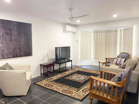 Woorim Secluded Palms Cottage - Tourism Cairns 2