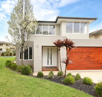 Xus Residence
