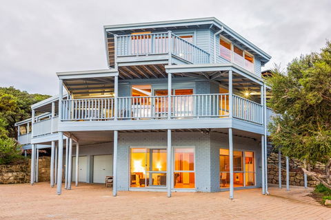 Yallingup's Best Located Beach House - Tourism Cairns 0