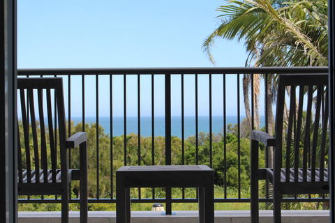 Zaffiro Beach House - Tourism Cairns 2