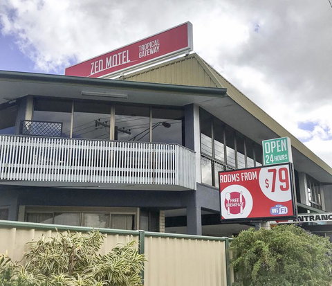 ZED MOTELS Tropical Gateway - Tourism Cairns 0
