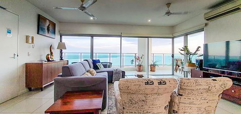 ZEN BY THE WATER - Darwin Premier Retreat - Tourism Cairns 3